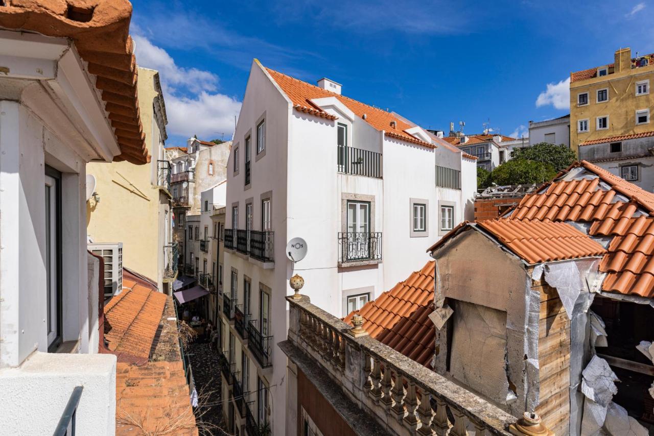 Alfama 2Bdr Duplex Apartment W/ Balcony By Lovelystay Lisboa 外观 照片